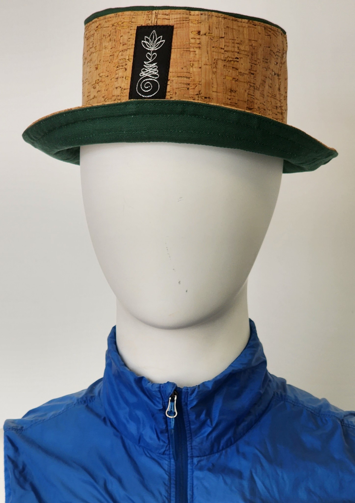 Cork Canvas Bucket Hat (cork/forest green) – Unalome Outfitters