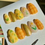 Deluxe Press-On Nails | Cher's Favorite Plaid (Medium)