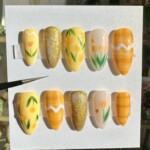 Deluxe Press-On Nails | Cher's Favorite Plaid (Small)